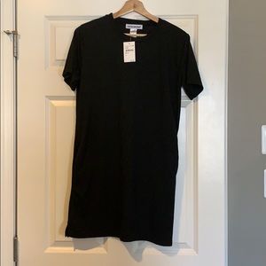 Black t shirt dress with pockets... XS NWT